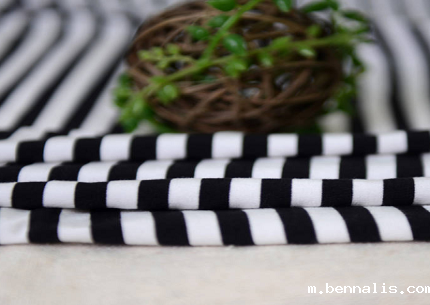 莫代尔<a href=//m.bennalis.com/ target='_blank'>面料</a>