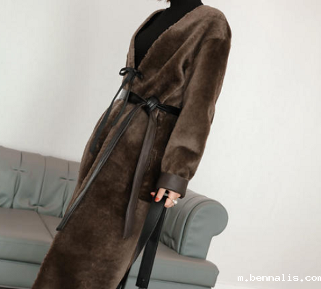 皮草<a href=//m.bennalis.com/ target='_blank'>面料</a>都有哪些?有什么特点?