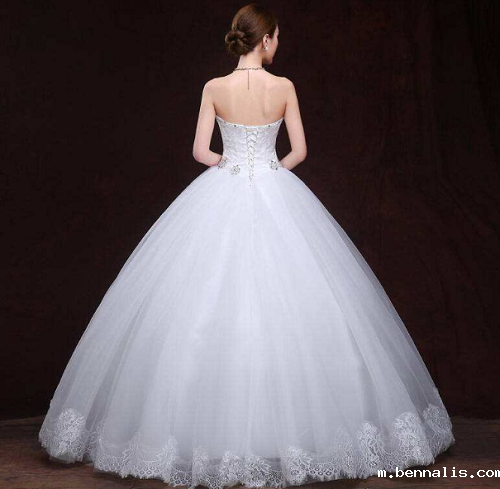 礼服<a href=//m.bennalis.com/ target='_blank'>面料</a>常用有哪些?都有什么特点?