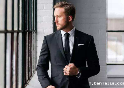 西服<a href=//m.bennalis.com/ target='_blank'><a href=//m.bennalis.com/ target='_blank'>面料</a>知识</a>大全