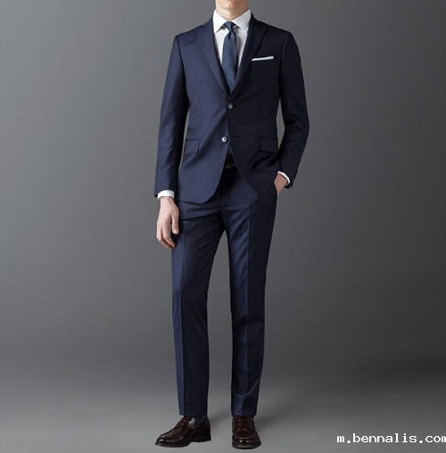 高档西服一般用什么<a href=//m.bennalis.com/ target='_blank'>面料</a>？