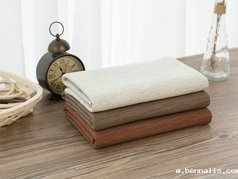 夏天的衣服都是用什么<a href=//m.bennalis.com/ target='_blank'>面料</a>？